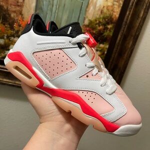 Jordan 6 Retro Low Atmosphere sneakers